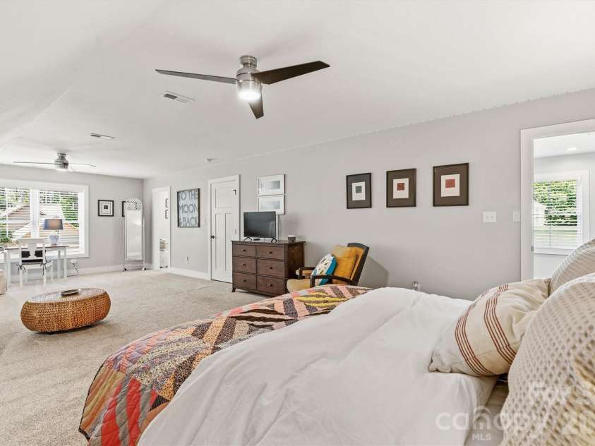 4975 Harbor View Drive, Granite Falls, NC 28630.  MLS# CAR4393944, YatesRealty ID 33937. 