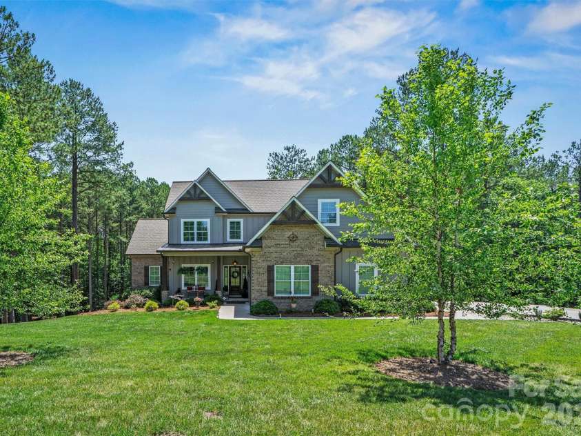 4975 Harbor View Drive, Granite Falls, NC 28630.  MLS# CAR4393944, YatesRealty ID 33937. Focused Front View