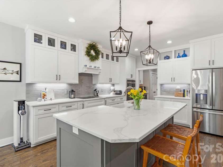 4975 Harbor View Drive, Granite Falls, NC 28630.  MLS# CAR4393944, YatesRealty ID 33937. Focused Kitchen/Island View 