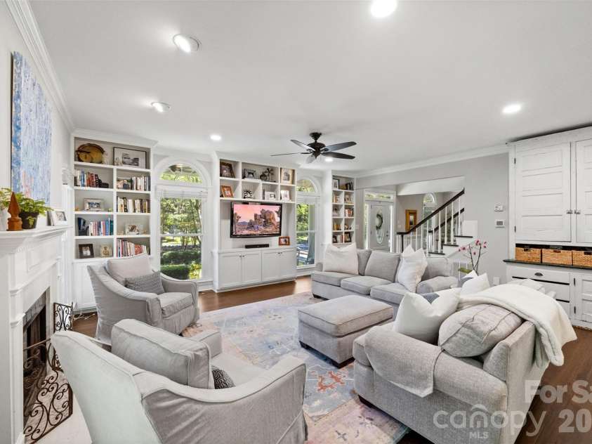 1027 Dan Maples Drive, Cramerton, NC 28032.  MLS# CAR4387353, YatesRealty ID 33938. 