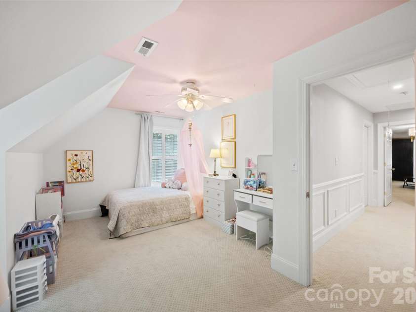 1027 Dan Maples Drive, Cramerton, NC 28032.  MLS# CAR4387353, YatesRealty ID 33938. 