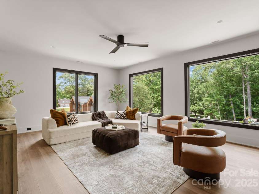 5432 Carmel Road, Charlotte, NC 28210.  MLS# CAR4262929, YatesRealty ID 33938. Bonus Room