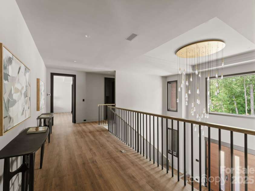 5432 Carmel Road, Charlotte, NC 28210.  MLS# CAR4262929, YatesRealty ID 33938. Upstair Landing