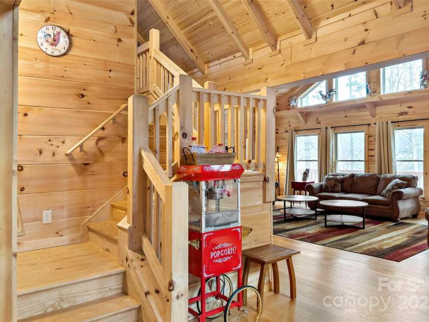 67/69 Flat Top Mountain Road, Fairview, NC 28730.  MLS# CAR4218998, YatesRealty ID 3394. 