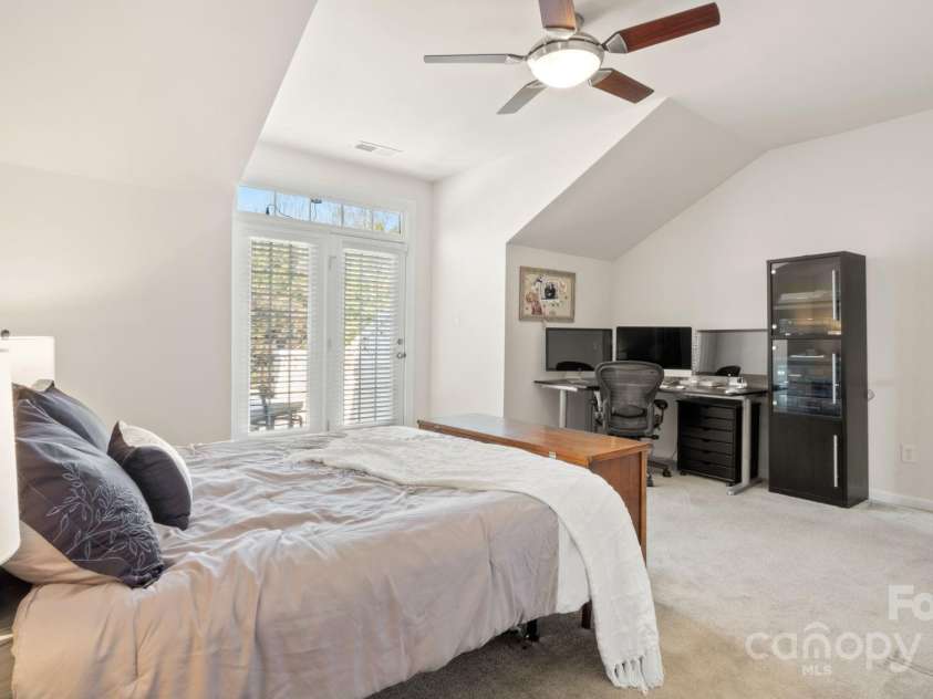 8534 Loxton Circle, Charlotte, NC 28214.  MLS# CAR4232602, YatesRealty ID 3394. Huge 3rd bedroom upstairs with plenty of space for an office