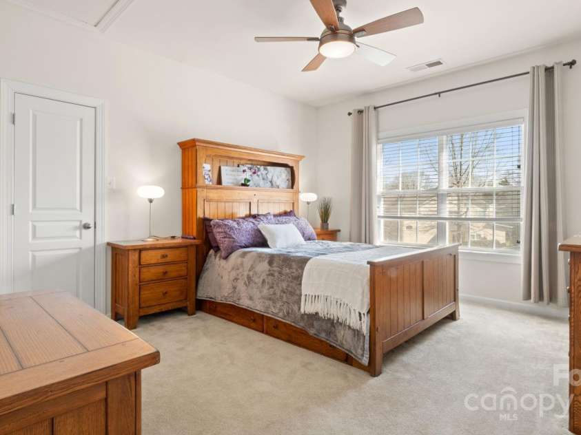 8534 Loxton Circle, Charlotte, NC 28214.  MLS# CAR4232602, YatesRealty ID 3394. Spacious 2nd bedroom upstairs is light & bright has direct ensuite access
