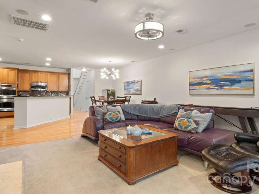 8534 Loxton Circle, Charlotte, NC 28214.  MLS# CAR4232602, YatesRealty ID 3394. Spacious open concept downstairs