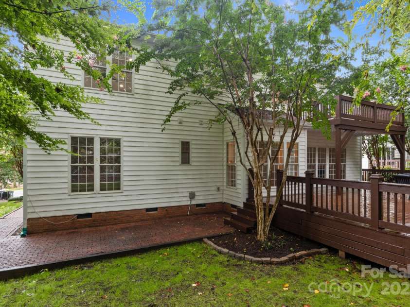 16923 Laureate Road, Huntersville, NC 28078.  MLS# CAR4286306, YatesRealty ID 33940. 