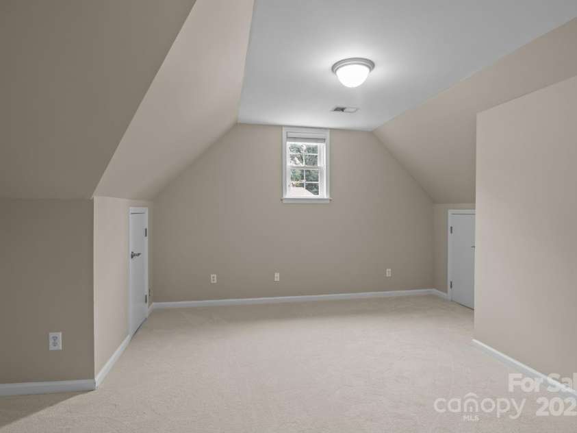 16923 Laureate Road, Huntersville, NC 28078.  MLS# CAR4286306, YatesRealty ID 33940. Second bonus room or closet for 5th bedroom