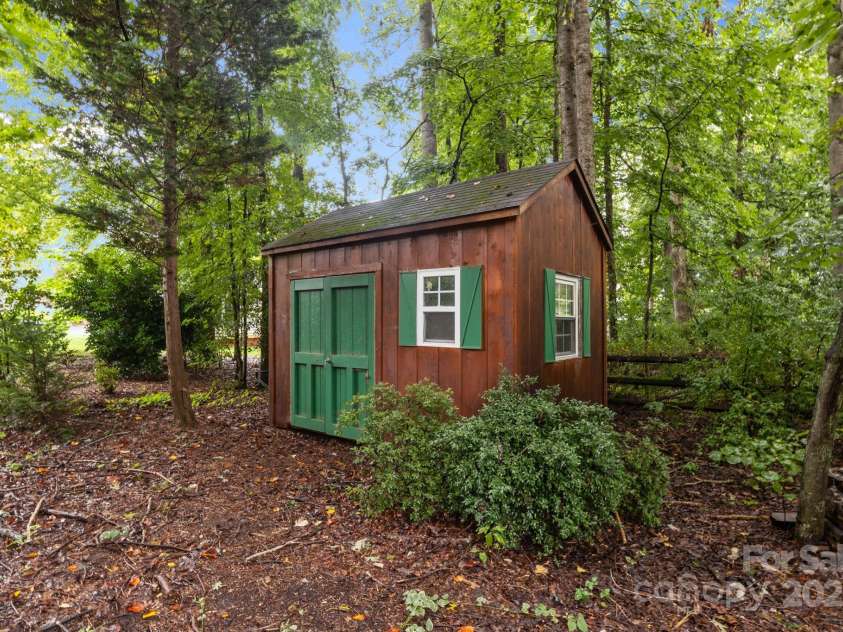 16923 Laureate Road, Huntersville, NC 28078.  MLS# CAR4286306, YatesRealty ID 33940. Storage shed