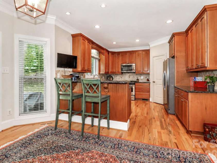 909 Argyle Court, Statesville, NC 28677.  MLS# CAR4374893, YatesRealty ID 33941. 