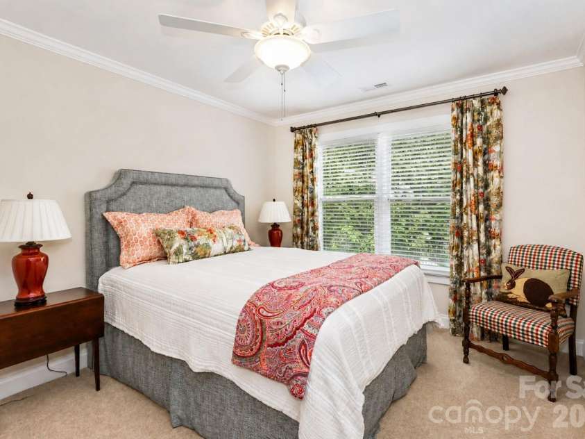 909 Argyle Court, Statesville, NC 28677.  MLS# CAR4374893, YatesRealty ID 33941. 