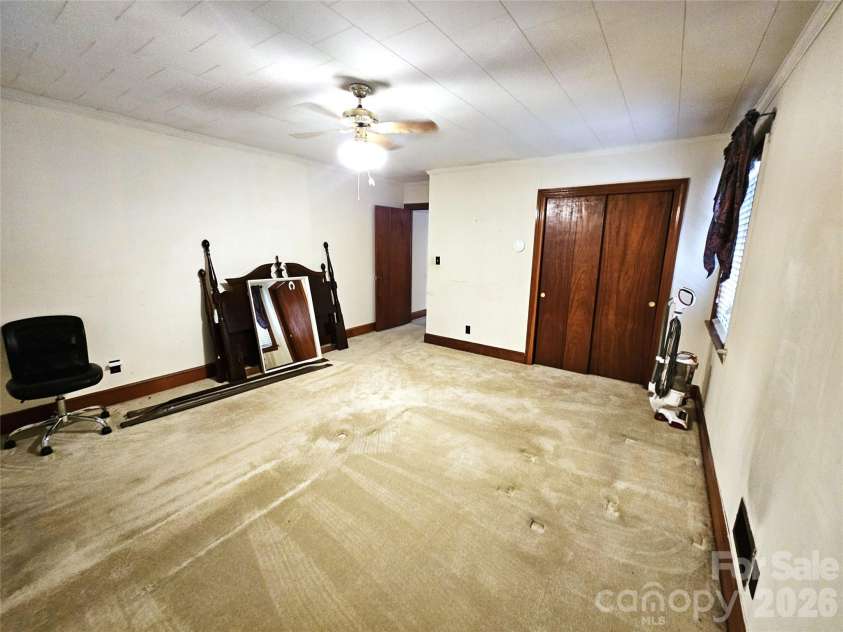557 Goldmoor Drive, Concord, NC 28025.  MLS# CAR4385029, YatesRealty ID 33942. 