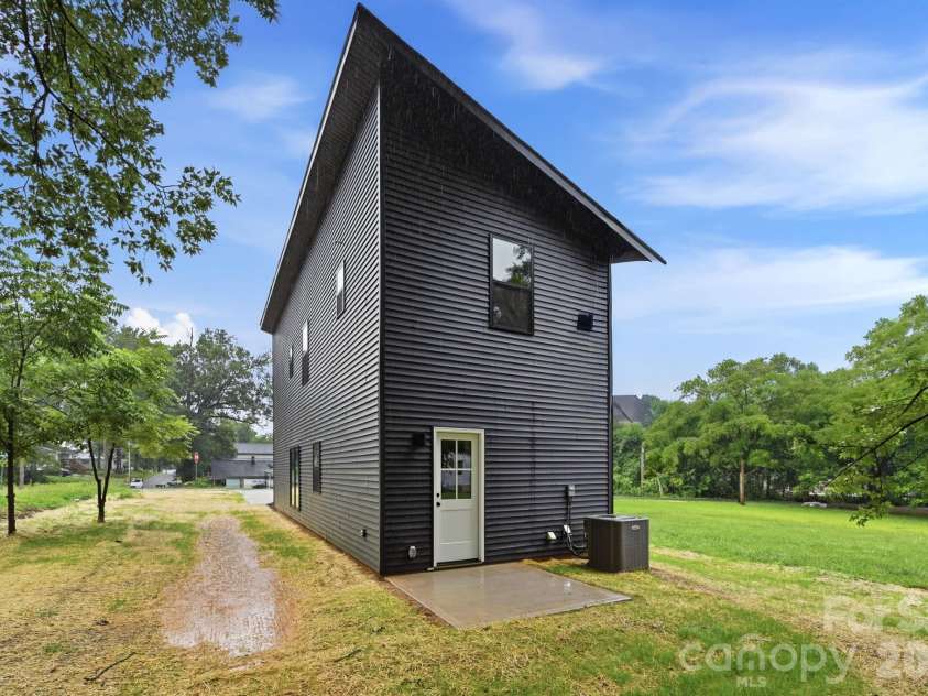 34 Stricker Avenue, Concord, NC 28027.  MLS# CAR4396748, YatesRealty ID 33944. 