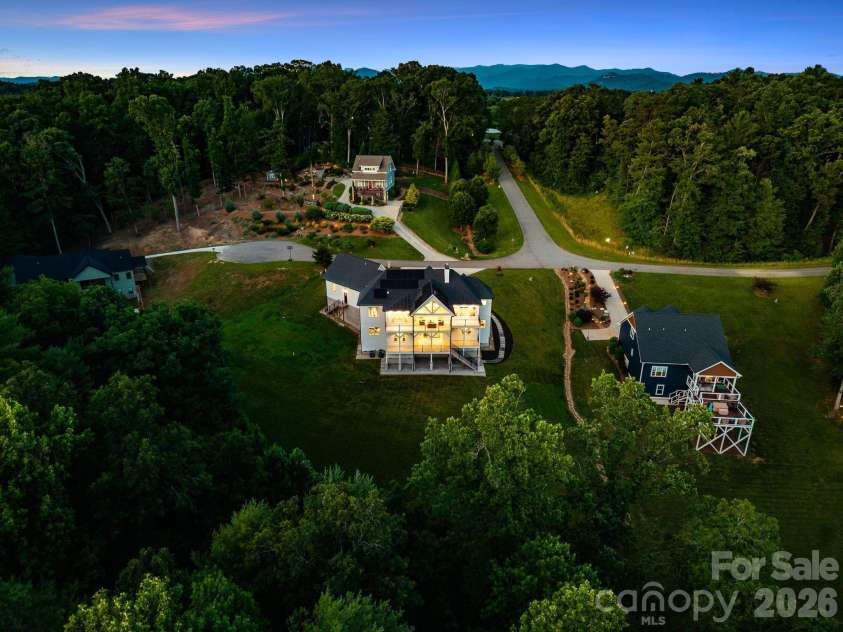 7 Temujin Drive, Leicester, NC 28748.  MLS# CAR4397809, YatesRealty ID 33945. 