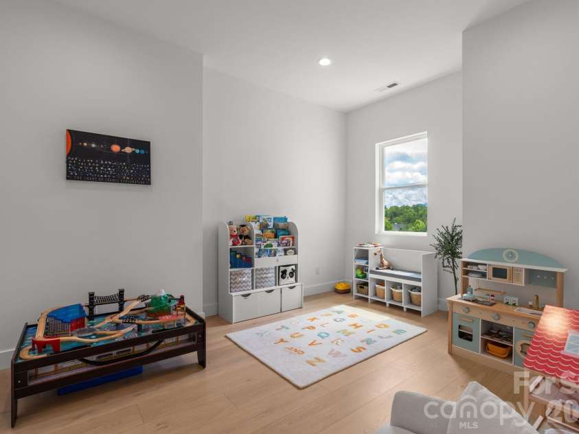 7 Temujin Drive, Leicester, NC 28748.  MLS# CAR4397809, YatesRealty ID 33945. Play Room ( Basement)