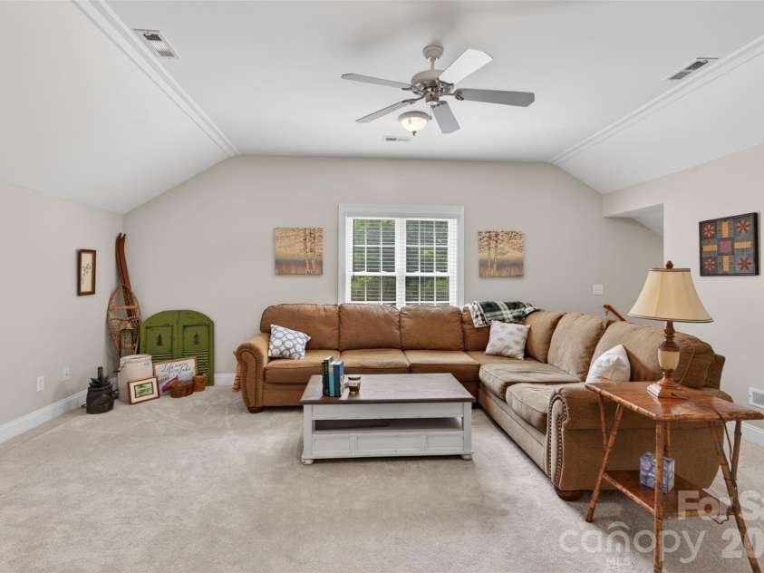 1900 Crestgate Drive, Waxhaw, NC 28173.  MLS# CAR4385753, YatesRealty ID 33946. Bonus