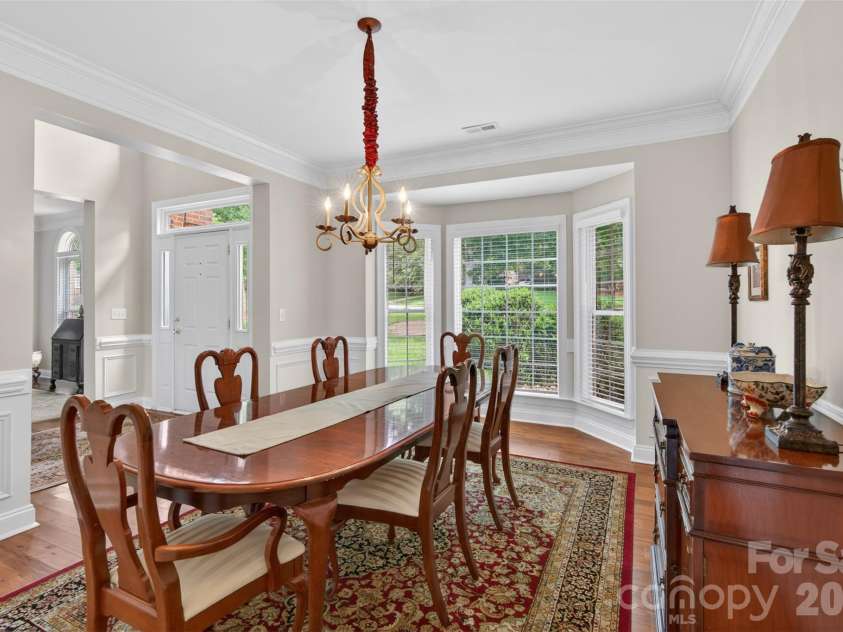 1900 Crestgate Drive, Waxhaw, NC 28173.  MLS# CAR4385753, YatesRealty ID 33946. Dining room