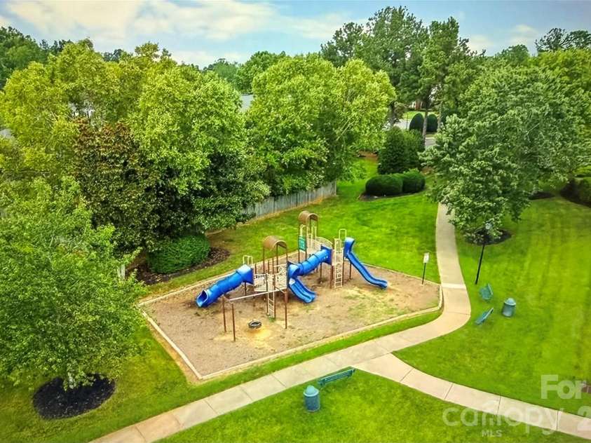 1900 Crestgate Drive, Waxhaw, NC 28173.  MLS# CAR4385753, YatesRealty ID 33946. Playground