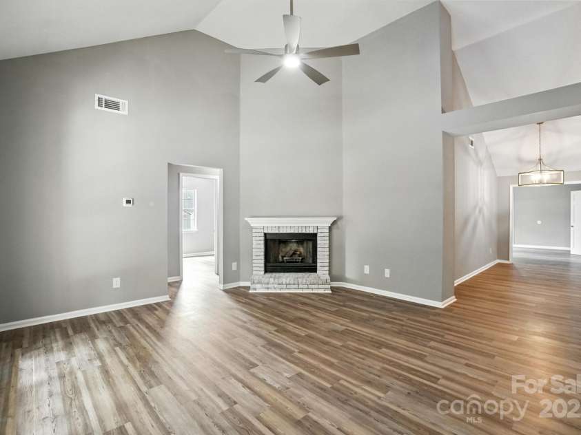 506 Lisa Carol Drive, Mooresville, NC 28115.  MLS# CAR4287878, YatesRealty ID 33946. 