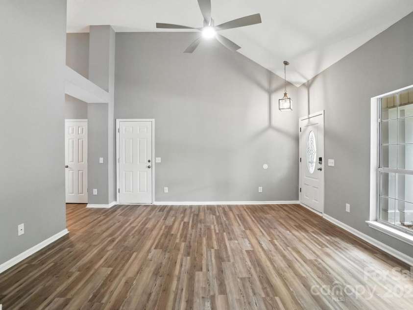 506 Lisa Carol Drive, Mooresville, NC 28115.  MLS# CAR4287878, YatesRealty ID 33946. 