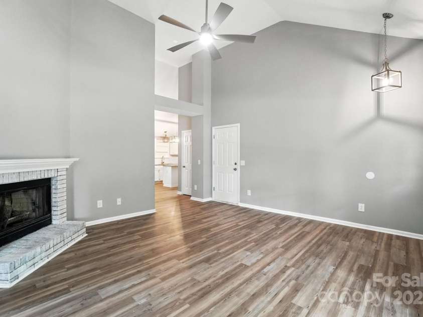506 Lisa Carol Drive, Mooresville, NC 28115.  MLS# CAR4287878, YatesRealty ID 33946. 
