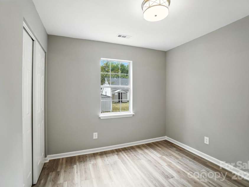 506 Lisa Carol Drive, Mooresville, NC 28115.  MLS# CAR4287878, YatesRealty ID 33946. 