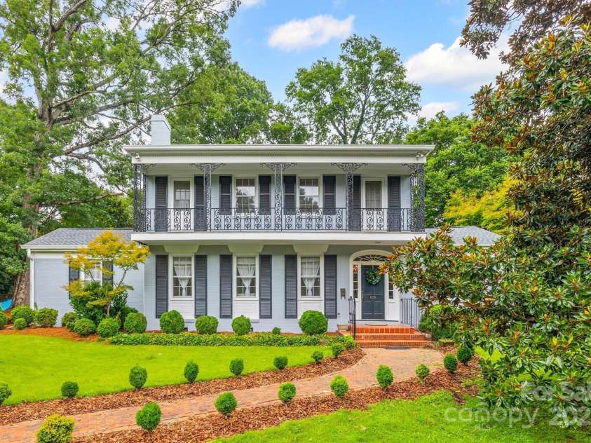 626 Oakwood Lane, Rock Hill, SC 29730.  MLS# CAR4283798, YatesRealty ID 33947. 626 Oakwood Lane