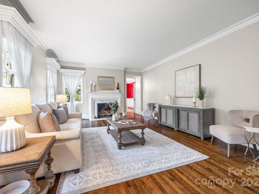 626 Oakwood Lane, Rock Hill, SC 29730.  MLS# CAR4283798, YatesRealty ID 33947. Front formal living room