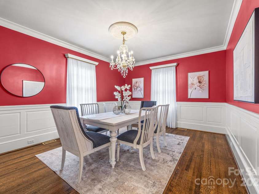 626 Oakwood Lane, Rock Hill, SC 29730.  MLS# CAR4283798, YatesRealty ID 33947. Spacious Dining Room