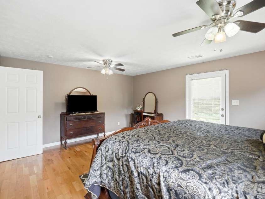 928 Oval Street, Kannapolis, NC 28081.  MLS# CAR4397869, YatesRealty ID 33947. 