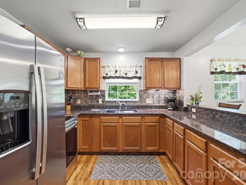 928 Oval Street, Kannapolis, NC 28081.  MLS# CAR4397869, YatesRealty ID 33947. 