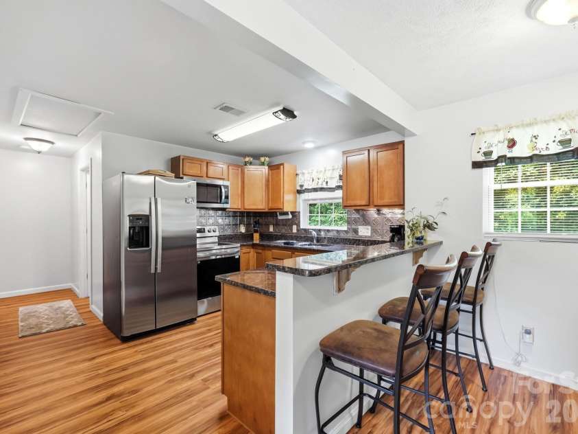 928 Oval Street, Kannapolis, NC 28081.  MLS# CAR4397869, YatesRealty ID 33947. 