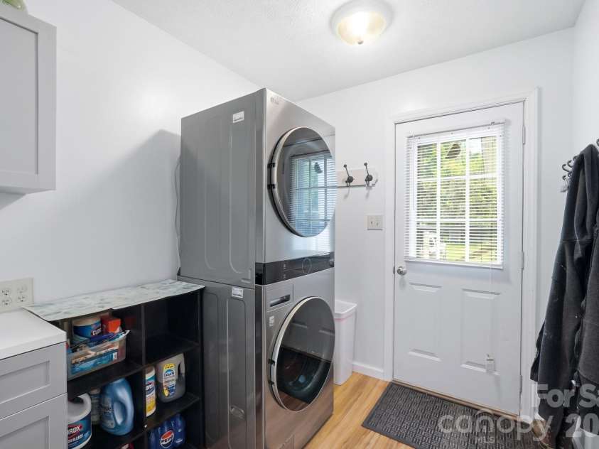 928 Oval Street, Kannapolis, NC 28081.  MLS# CAR4397869, YatesRealty ID 33947. 