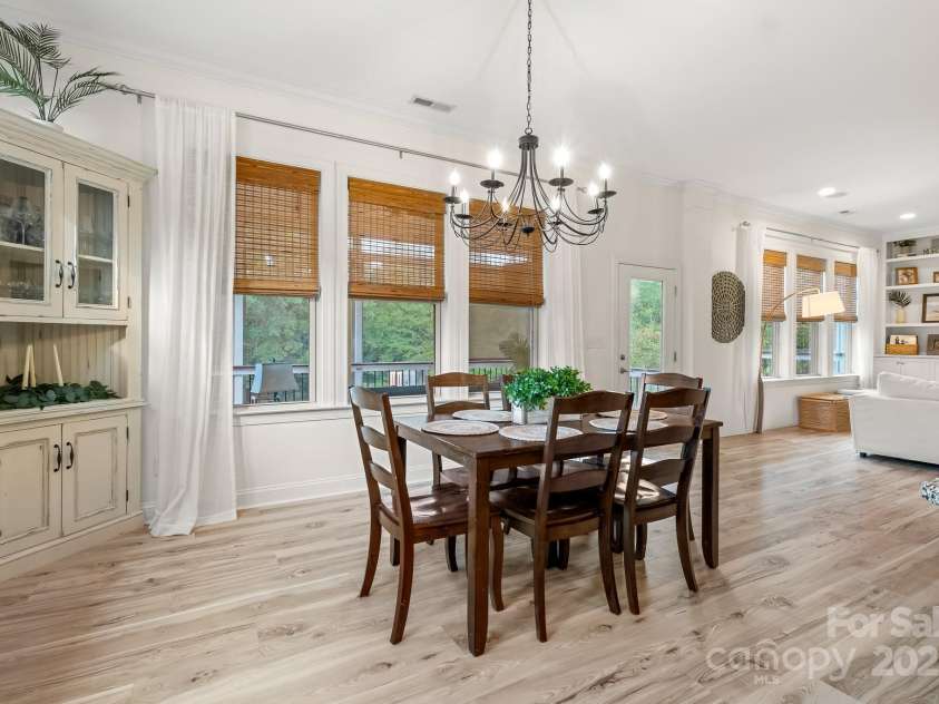 14708 Old Vermillion Drive, Huntersville, NC 28078.  MLS# CAR4291123, YatesRealty ID 33948. 