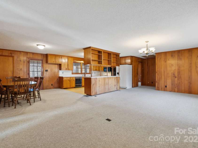 3199 Hilton Road, Rock Hill, SC 29732.  MLS# CAR4331122, YatesRealty ID 33949. 