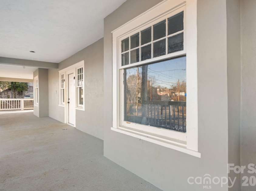 1101 College Avenue, Lenoir, NC 28645.  MLS# CAR4345154, YatesRealty ID 3395. 