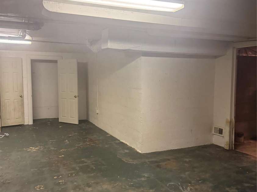 735 Sumter Street, Shelby, NC 28150.  MLS# CAR4333888, YatesRealty ID 3395. 