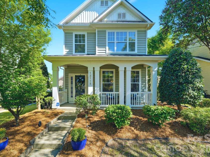 12115 Monteith Grove Drive, Huntersville, NC 28078.  MLS# CAR4396391, YatesRealty ID 33950. 