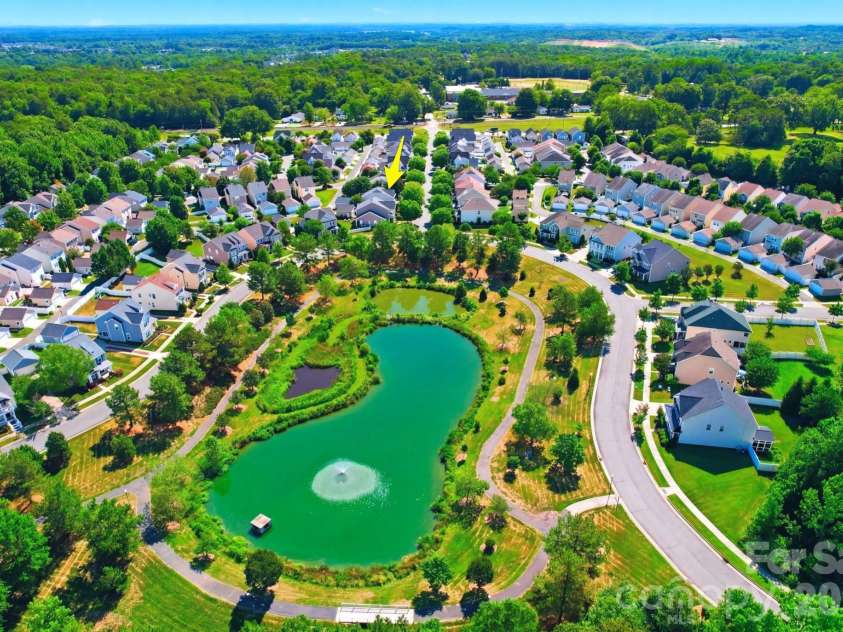 12115 Monteith Grove Drive, Huntersville, NC 28078.  MLS# CAR4396391, YatesRealty ID 33950. 