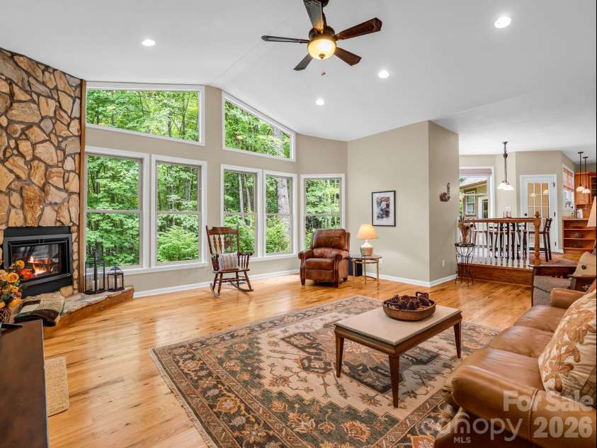 131 Arcadia Falls Way, Black Mountain, NC 28711.  MLS# CAR4397436, YatesRealty ID 33952. 