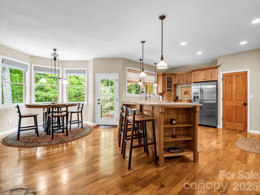 131 Arcadia Falls Way, Black Mountain, NC 28711.  MLS# CAR4397436, YatesRealty ID 33952. 