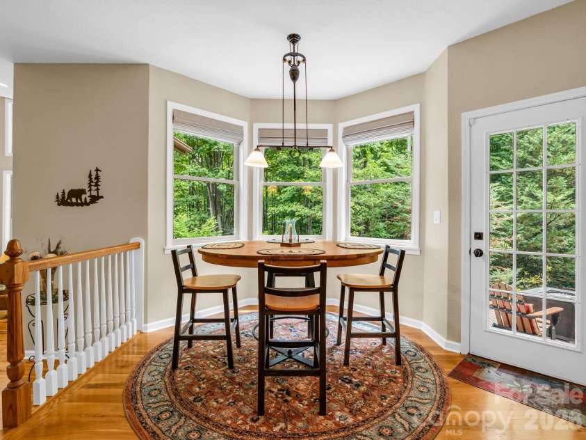 131 Arcadia Falls Way, Black Mountain, NC 28711.  MLS# CAR4397436, YatesRealty ID 33952. 