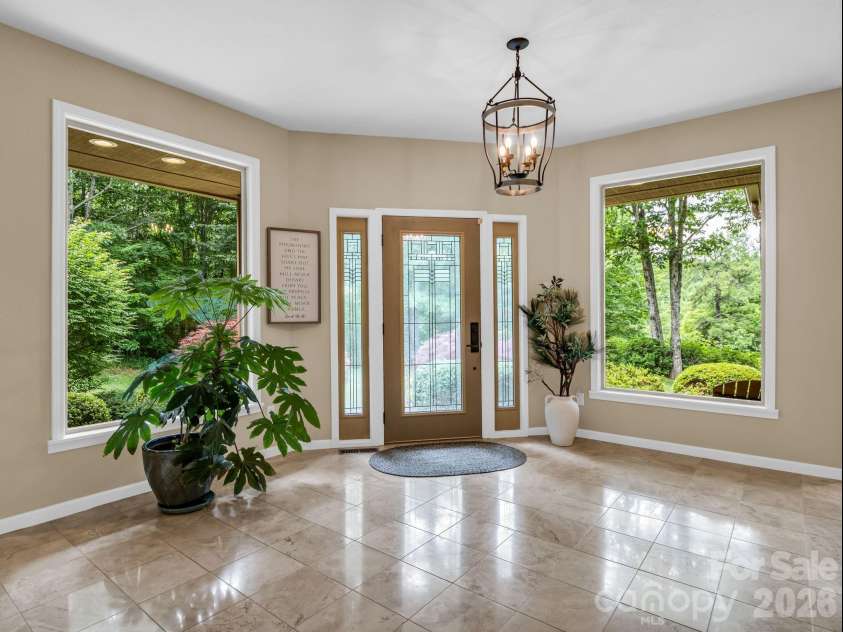131 Arcadia Falls Way, Black Mountain, NC 28711.  MLS# CAR4397436, YatesRealty ID 33952. 