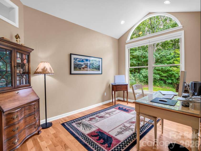 131 Arcadia Falls Way, Black Mountain, NC 28711.  MLS# CAR4397436, YatesRealty ID 33952. 