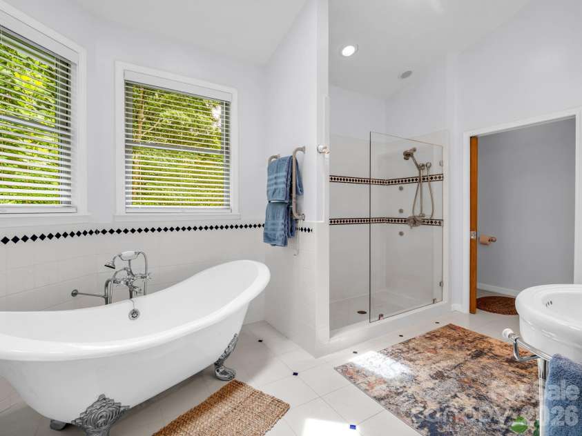 131 Arcadia Falls Way, Black Mountain, NC 28711.  MLS# CAR4397436, YatesRealty ID 33952. 