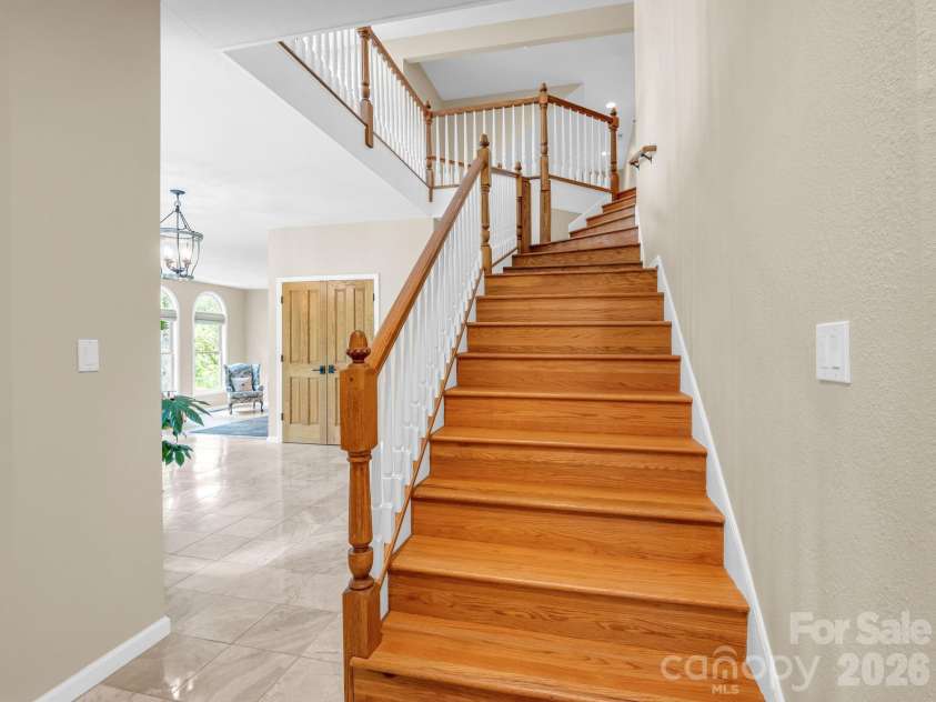 131 Arcadia Falls Way, Black Mountain, NC 28711.  MLS# CAR4397436, YatesRealty ID 33952. 