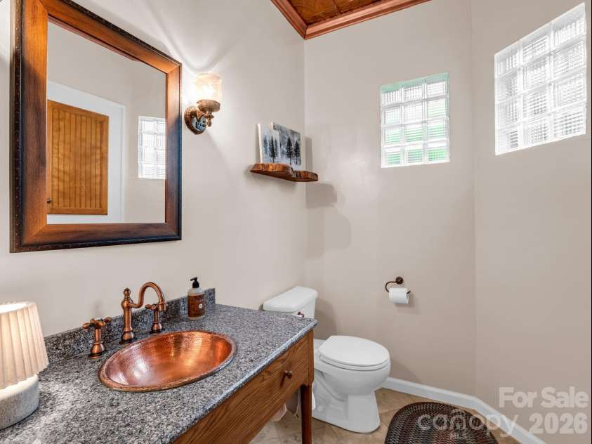 131 Arcadia Falls Way, Black Mountain, NC 28711.  MLS# CAR4397436, YatesRealty ID 33952. 