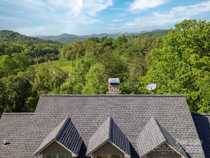 170 Lauren Lane, Franklin, NC 28734.  MLS# CAR4279189, YatesRealty ID 33953. 