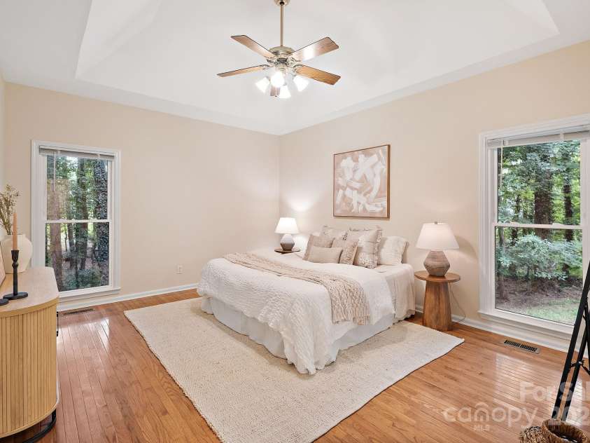110 Shore Drive, Mooresville, NC 28117.  MLS# CAR4294432, YatesRealty ID 33954. 